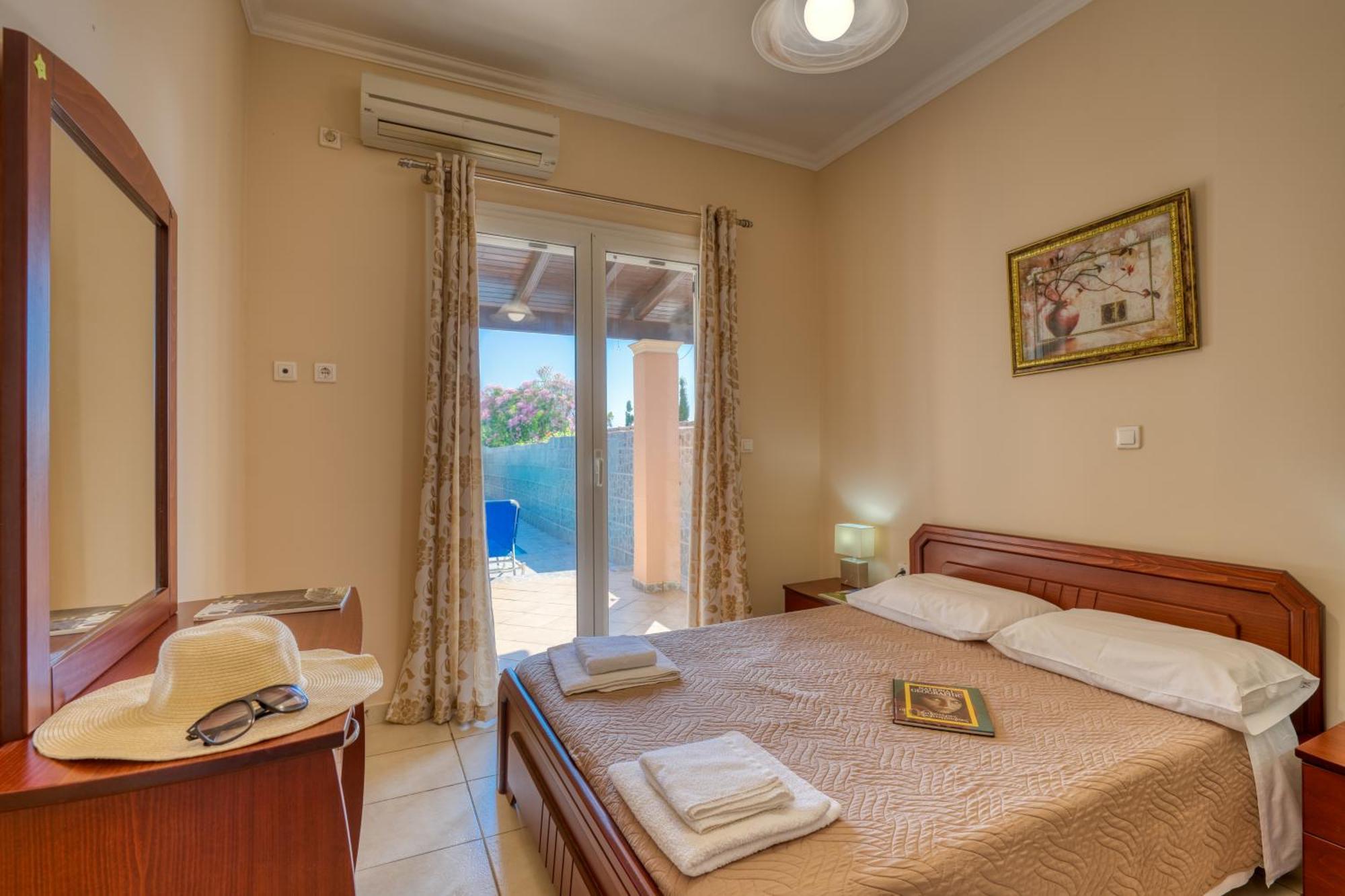 Villa Angela Agios Matthaios  Экстерьер фото