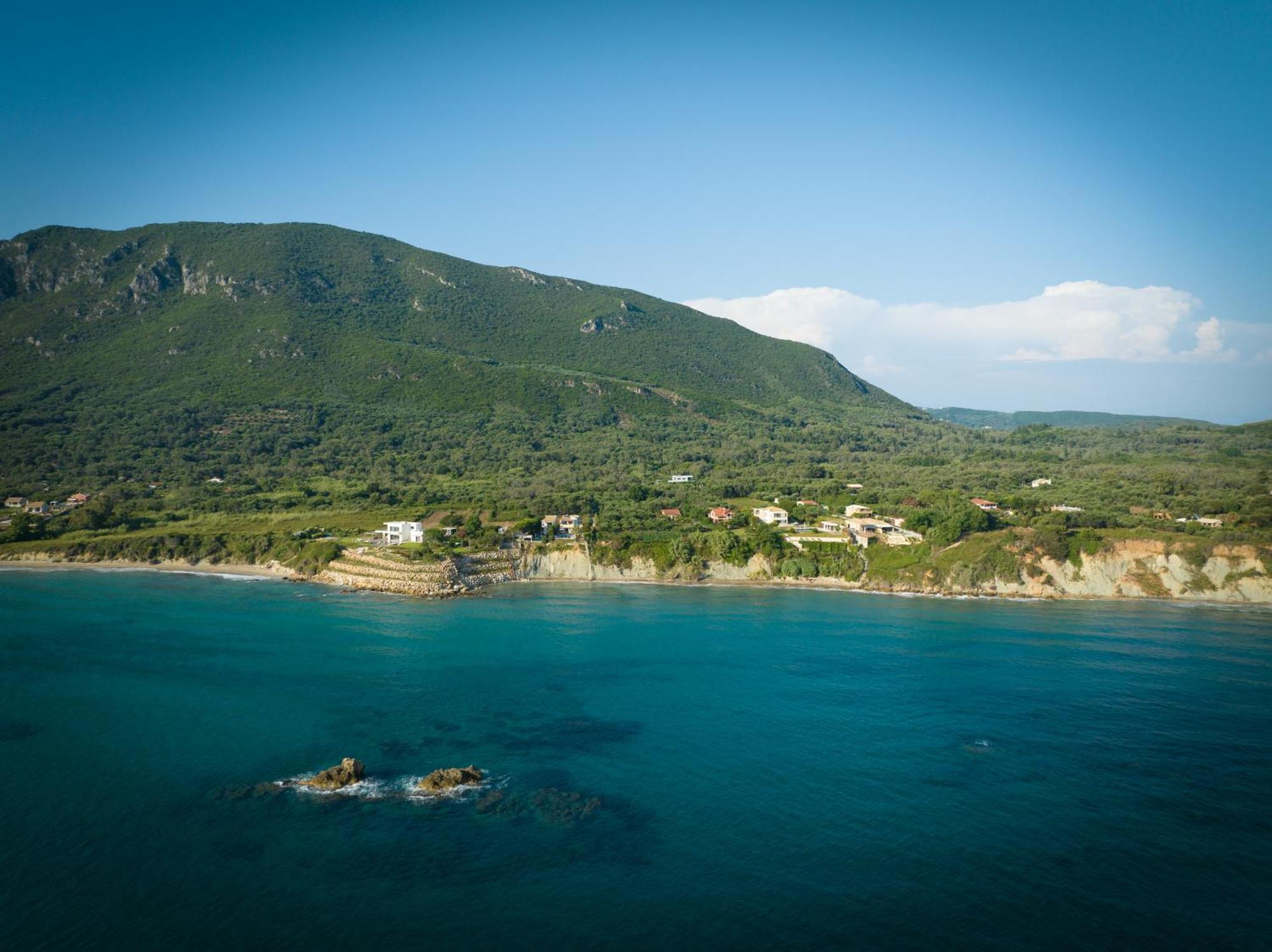 Villa Angela Agios Matthaios  Экстерьер фото