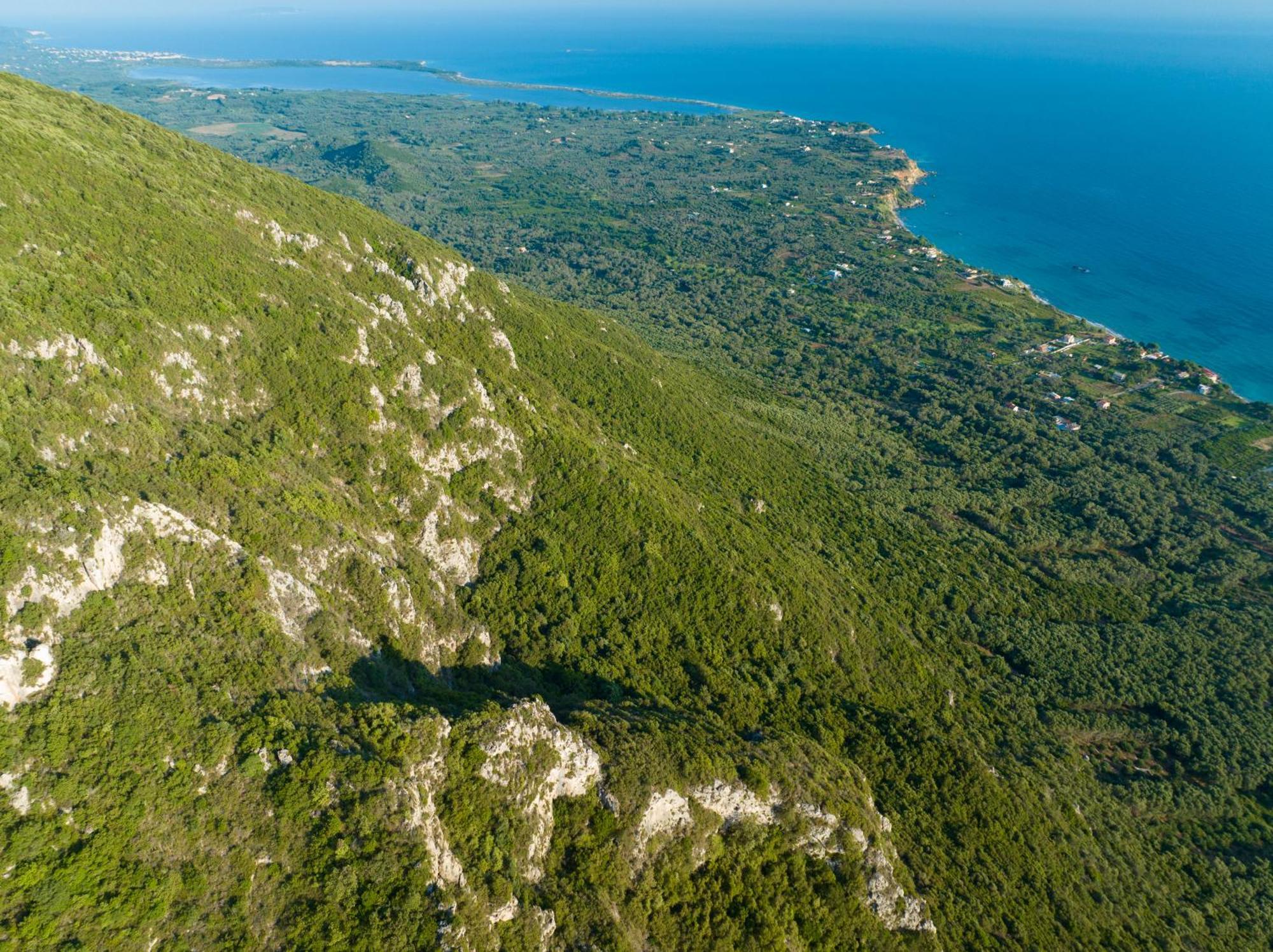 Villa Angela Agios Matthaios  Экстерьер фото