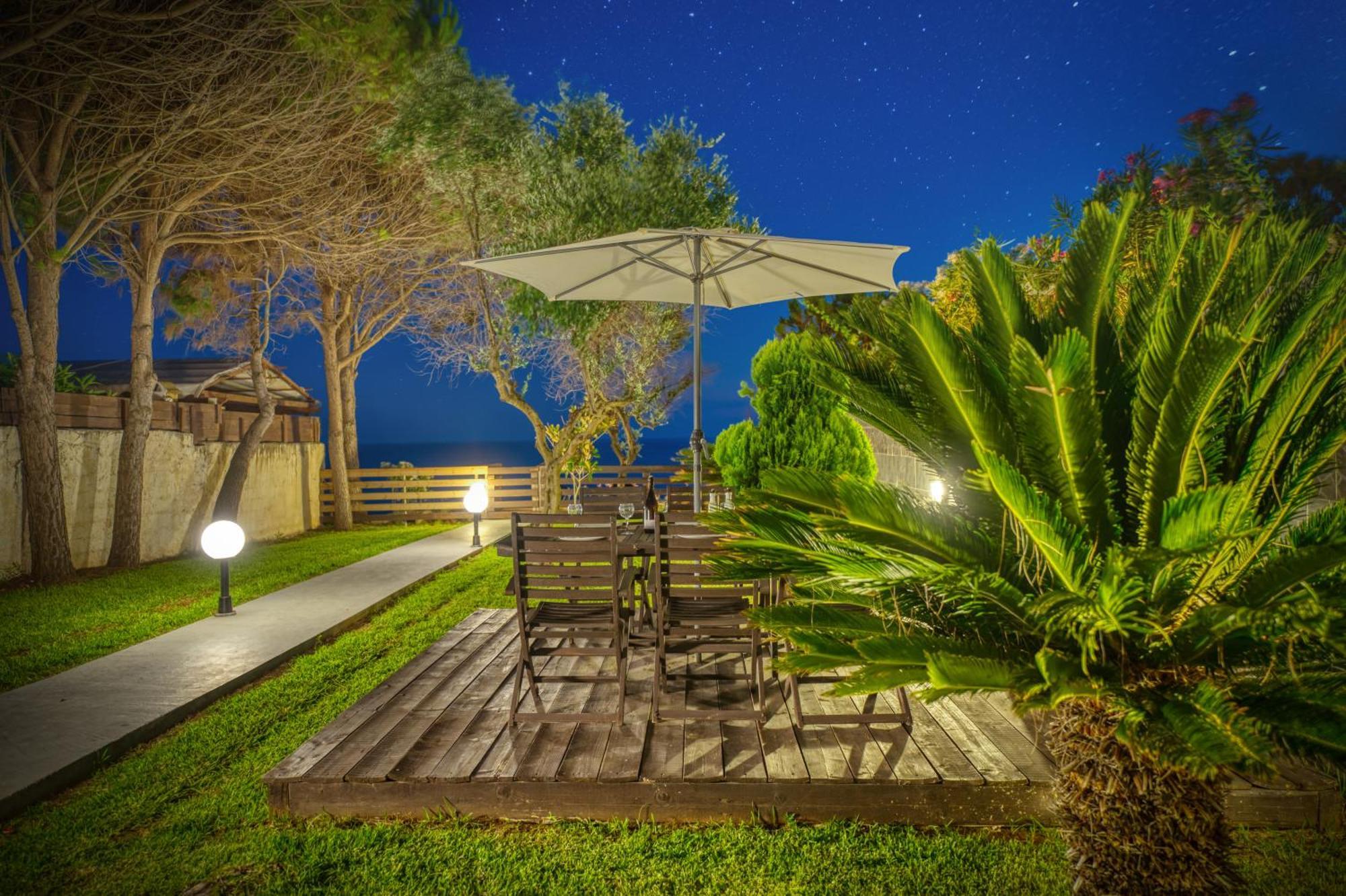 Villa Angela Agios Matthaios  Экстерьер фото