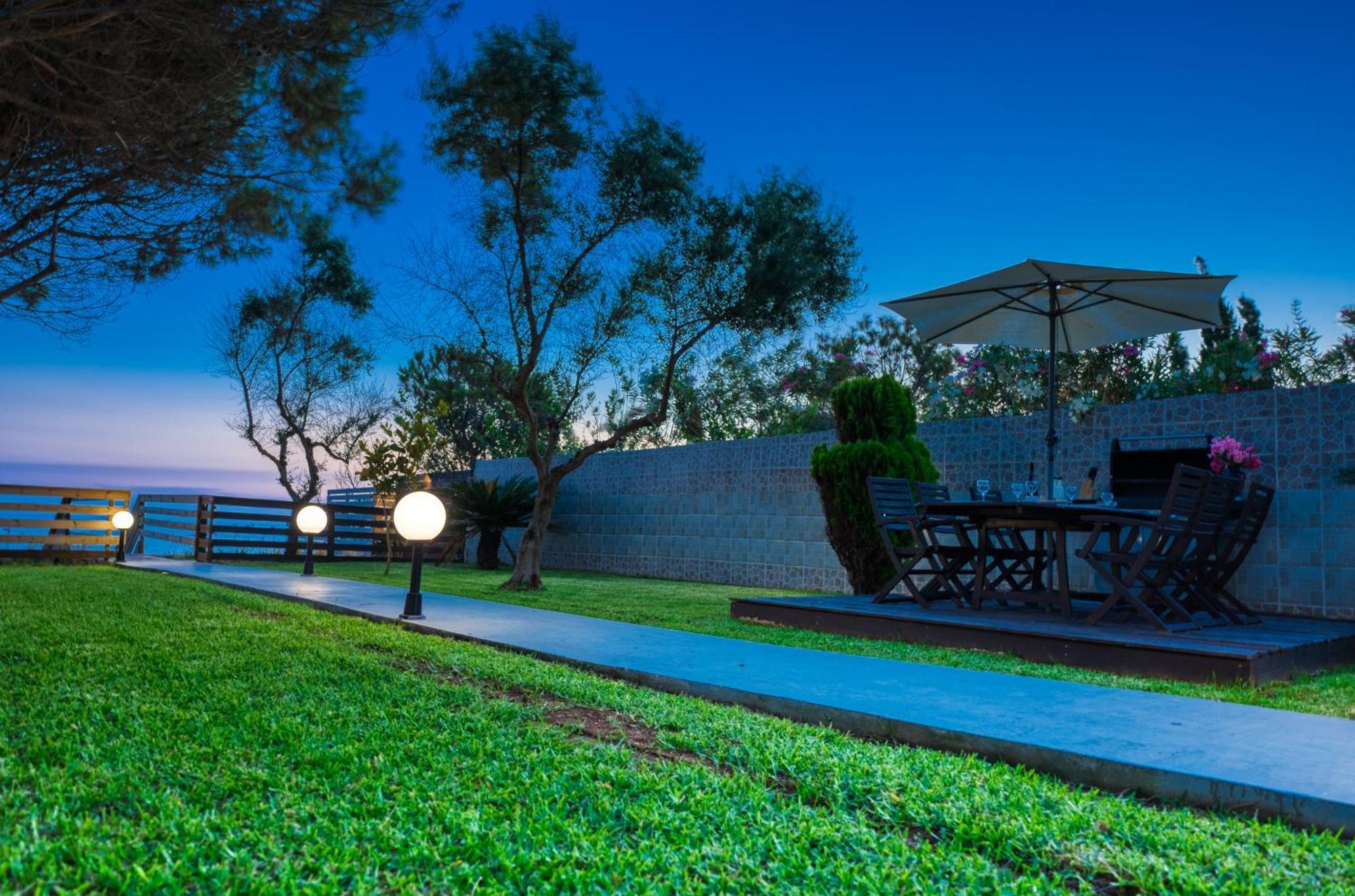 Villa Angela Agios Matthaios  Экстерьер фото