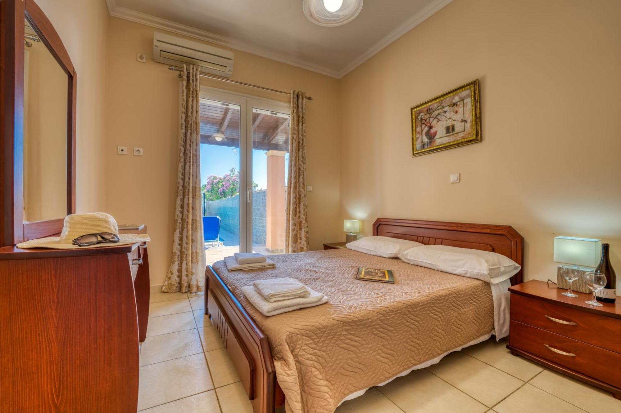 Villa Angela Agios Matthaios  Экстерьер фото