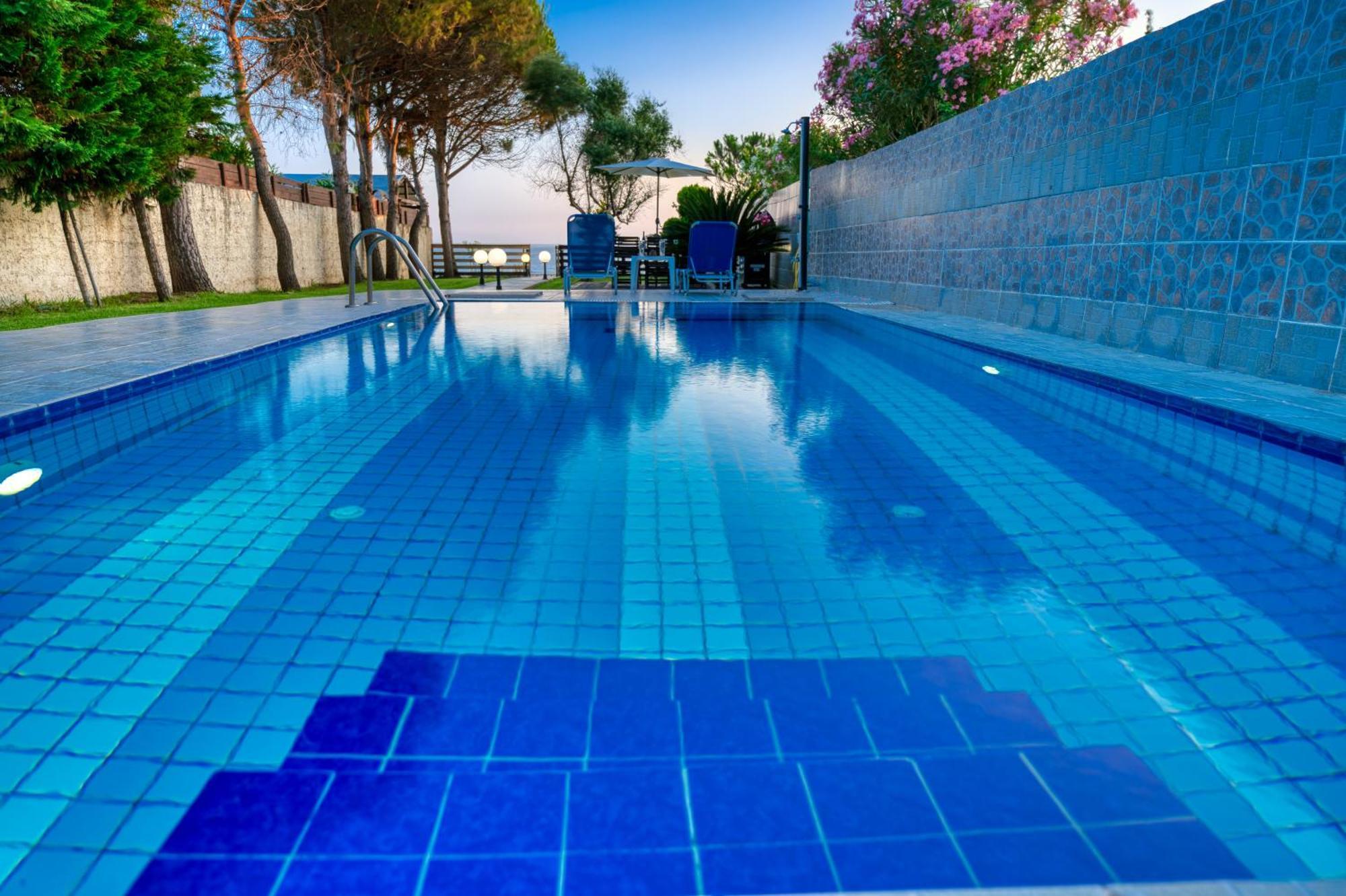 Villa Angela Agios Matthaios  Экстерьер фото